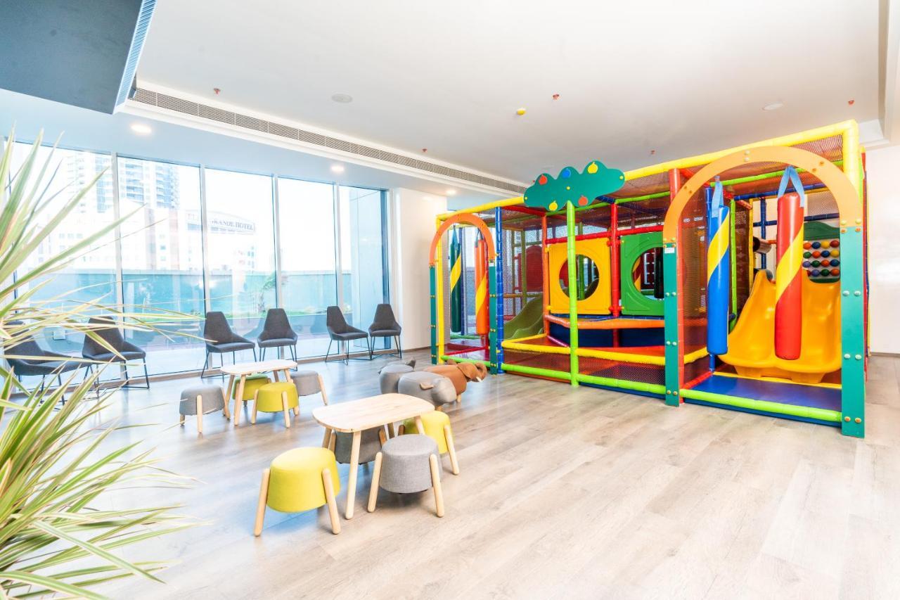 S Plaza Suites Hotel Seef المظهر الخارجي الصورة